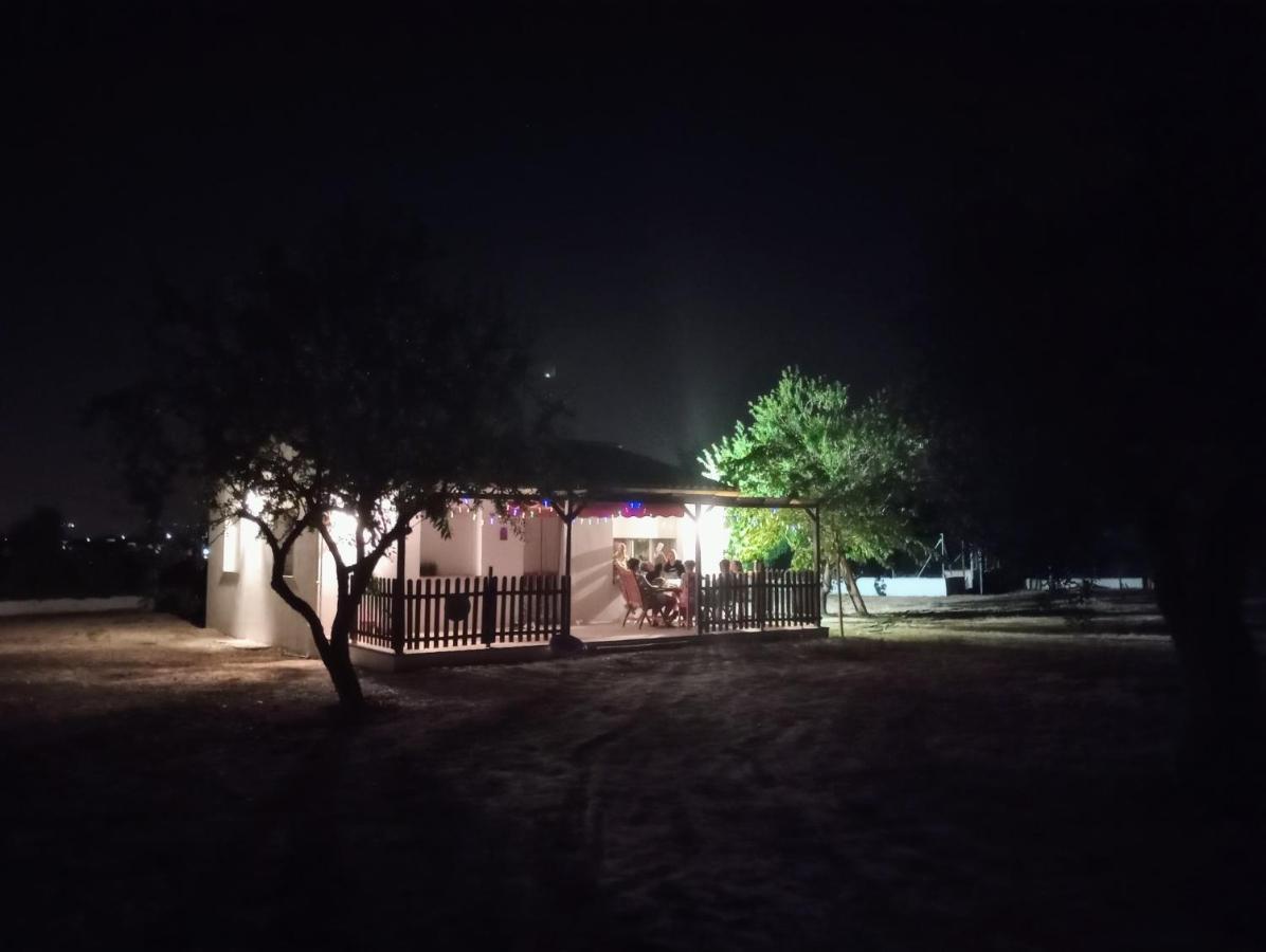 Casa De Campo Los Manueles Ideal Perros Pet Friendly Gojar Exterior photo